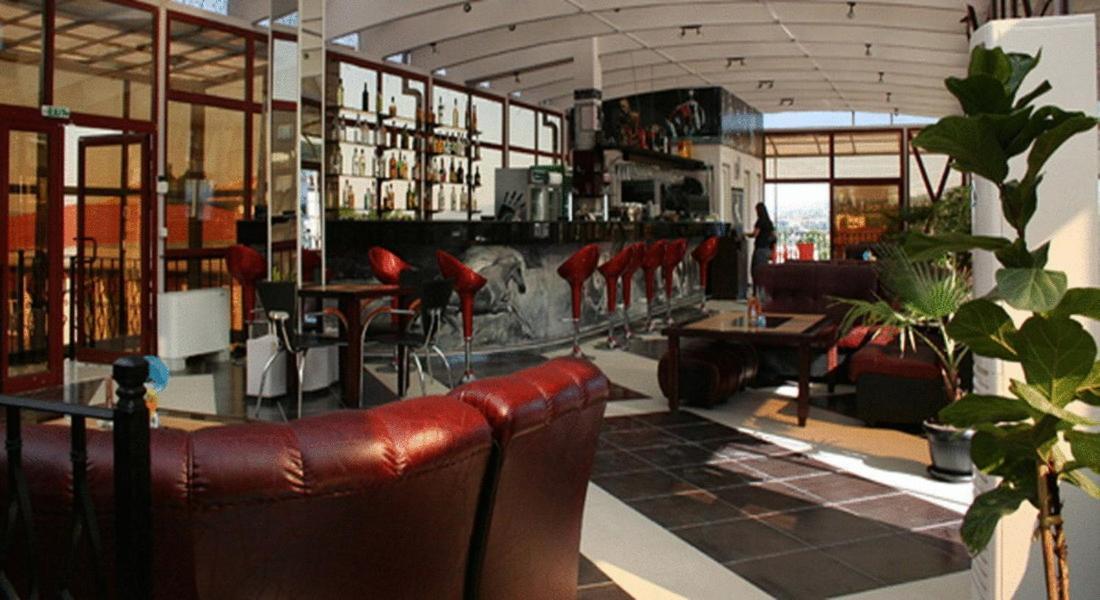 Ambaritsa Hotel Gorna Oryakhovitsa Exteriör bild